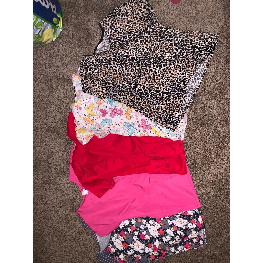 Women’s Scrub Top Bundle (size medium)